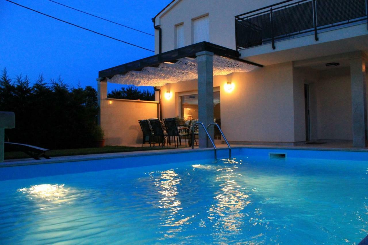 Villa Divina With Private Heated Pool Pula Eksteriør billede